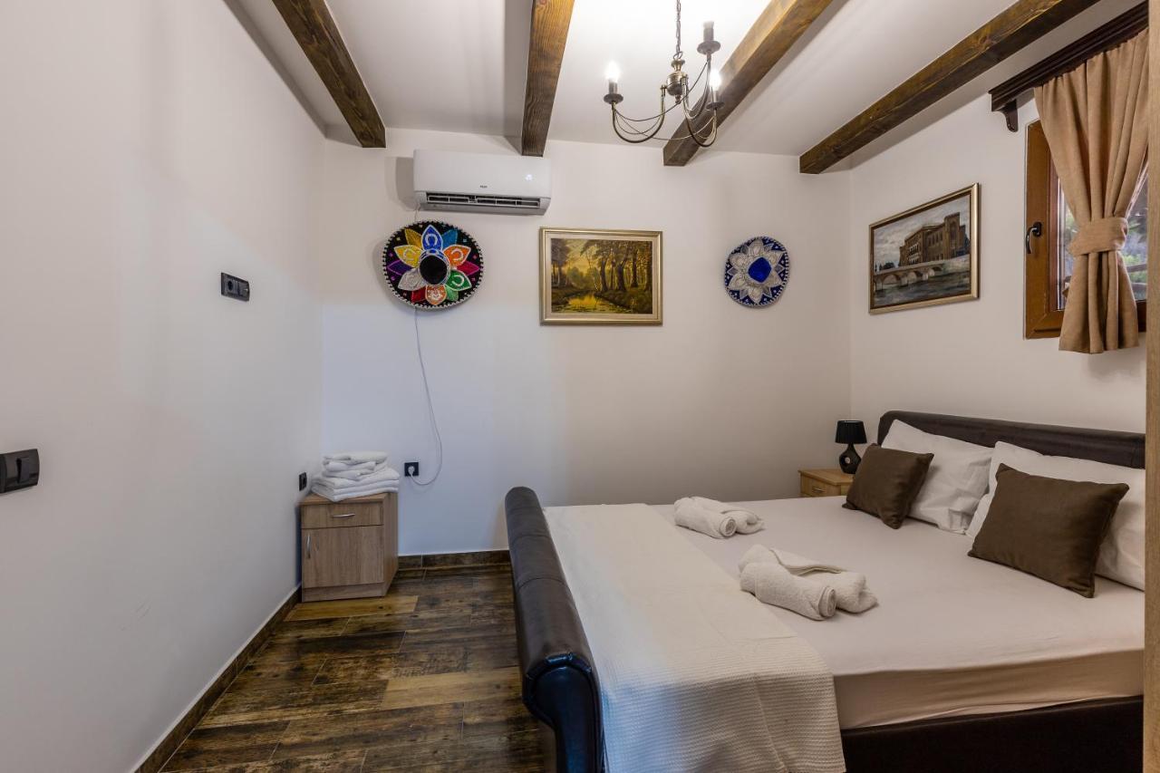 Appartement Luxury House Lotos à Golubovci Extérieur photo